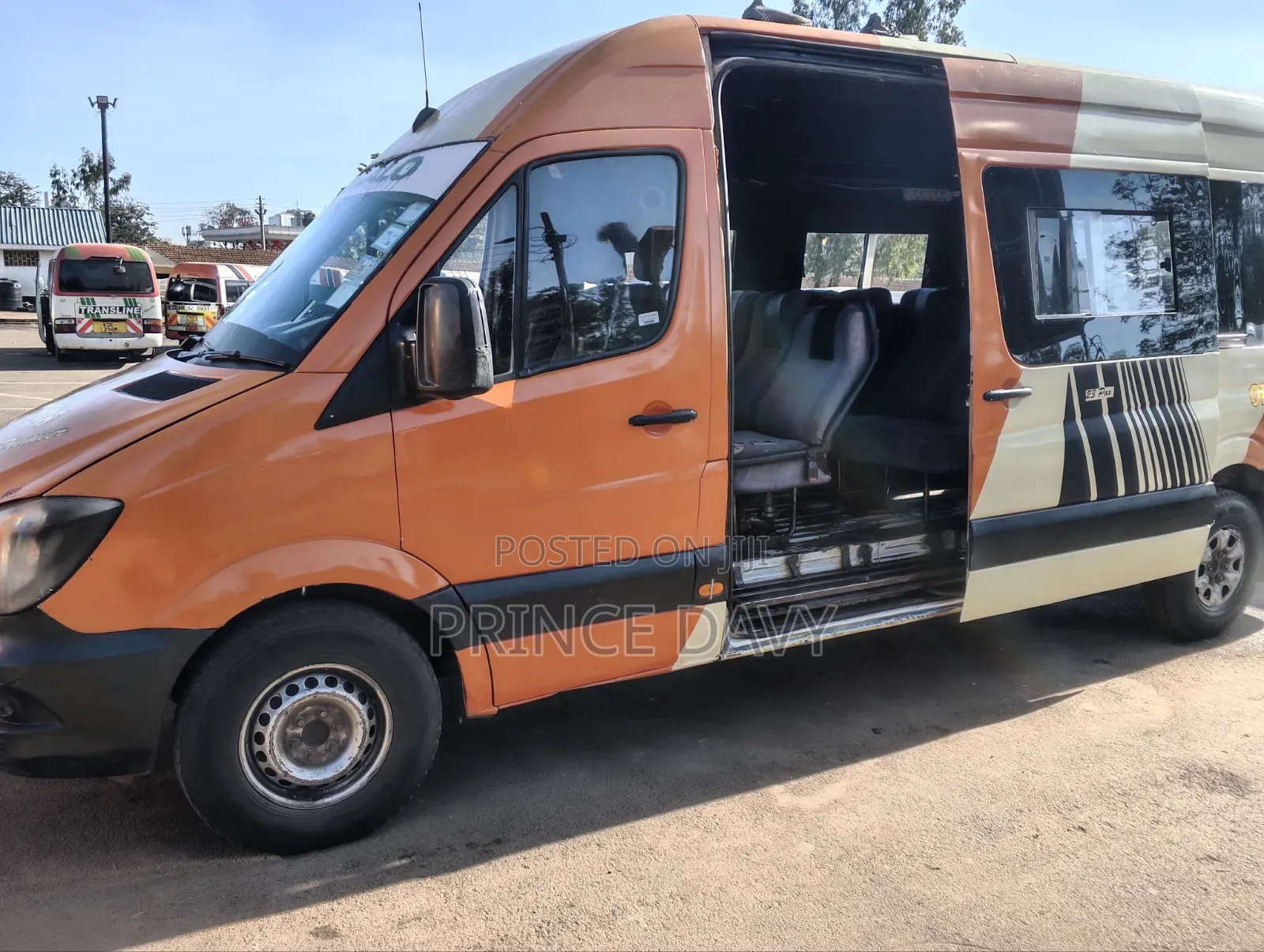 Mercedes-Benz Sprinter 2014 Orange