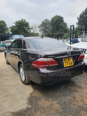 Toyota Crown 2008