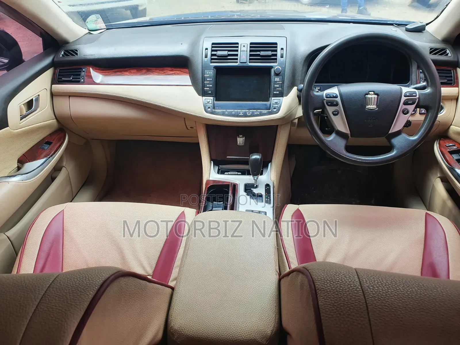 Toyota Crown 2008