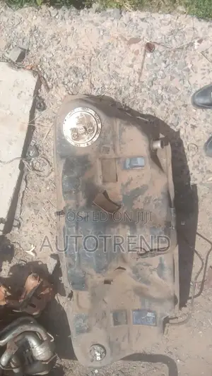 Toyota Mark X Fuel Tank