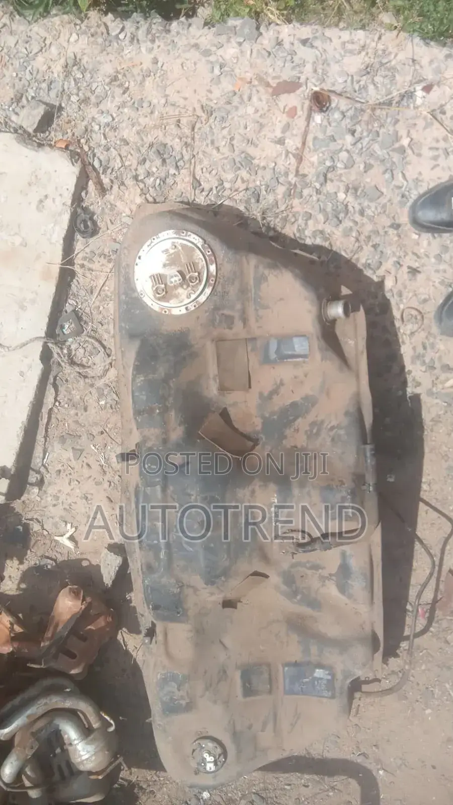 Toyota Mark X Fuel Tank