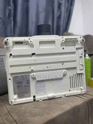Hitachi Projector