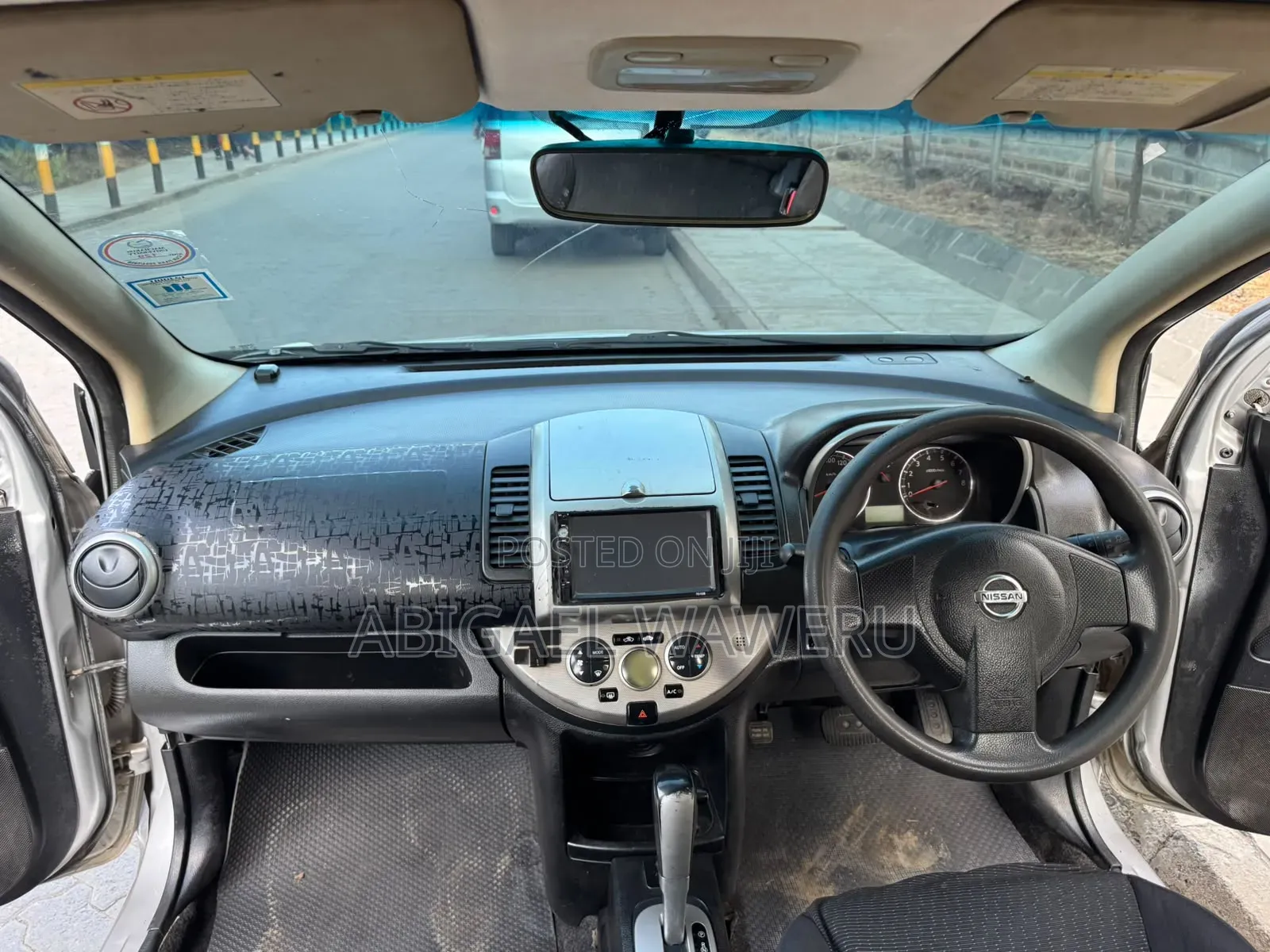 Nissan Note 2010 Silver