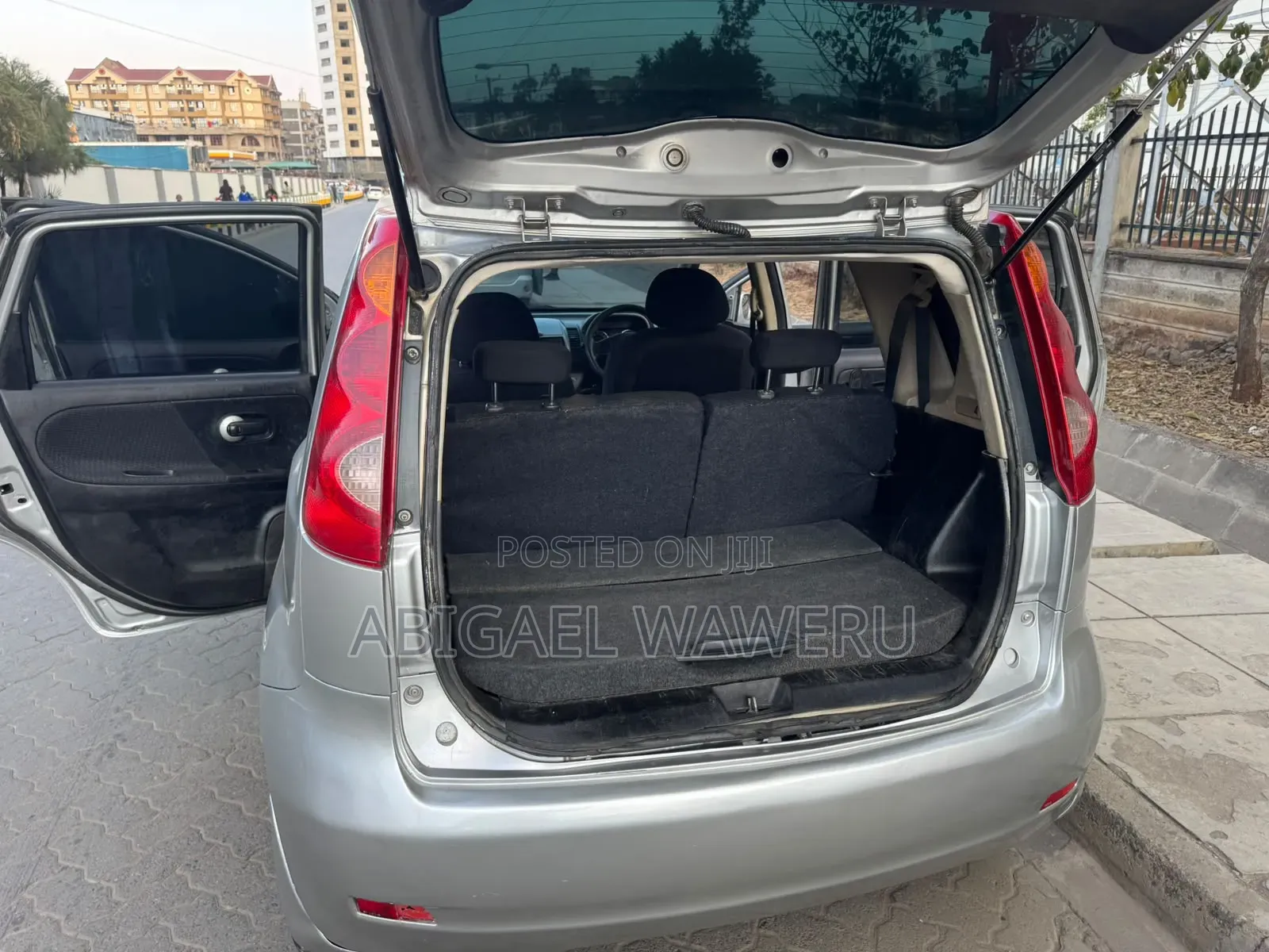 Nissan Note 2010 Silver