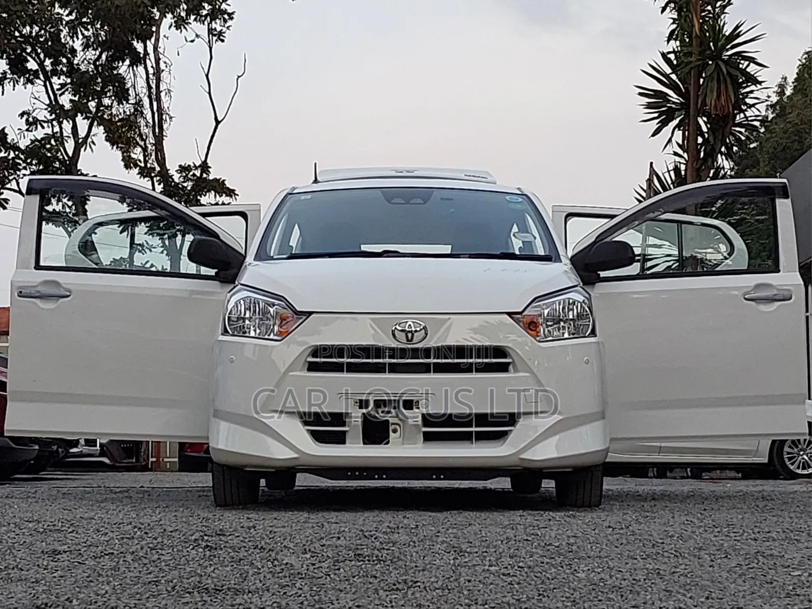 Toyota Pixis Epoch 2021 White