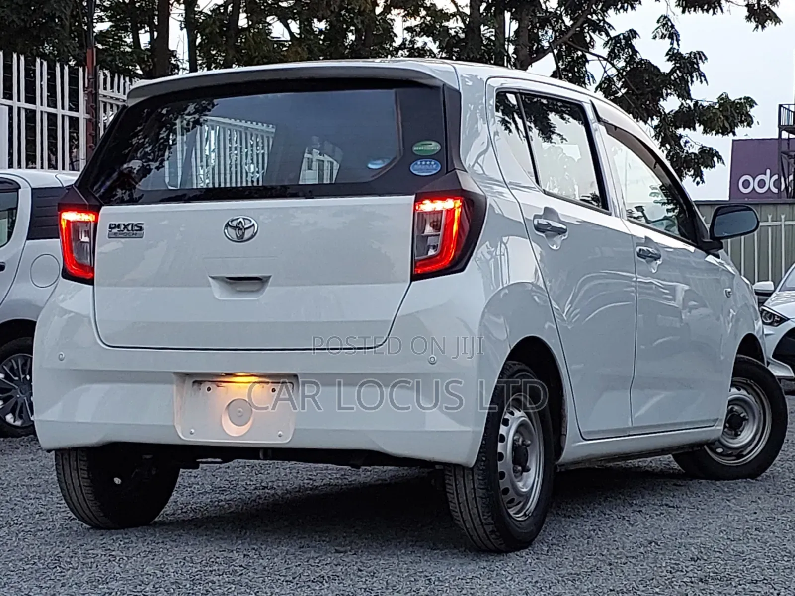 Toyota Pixis Epoch 2021 White