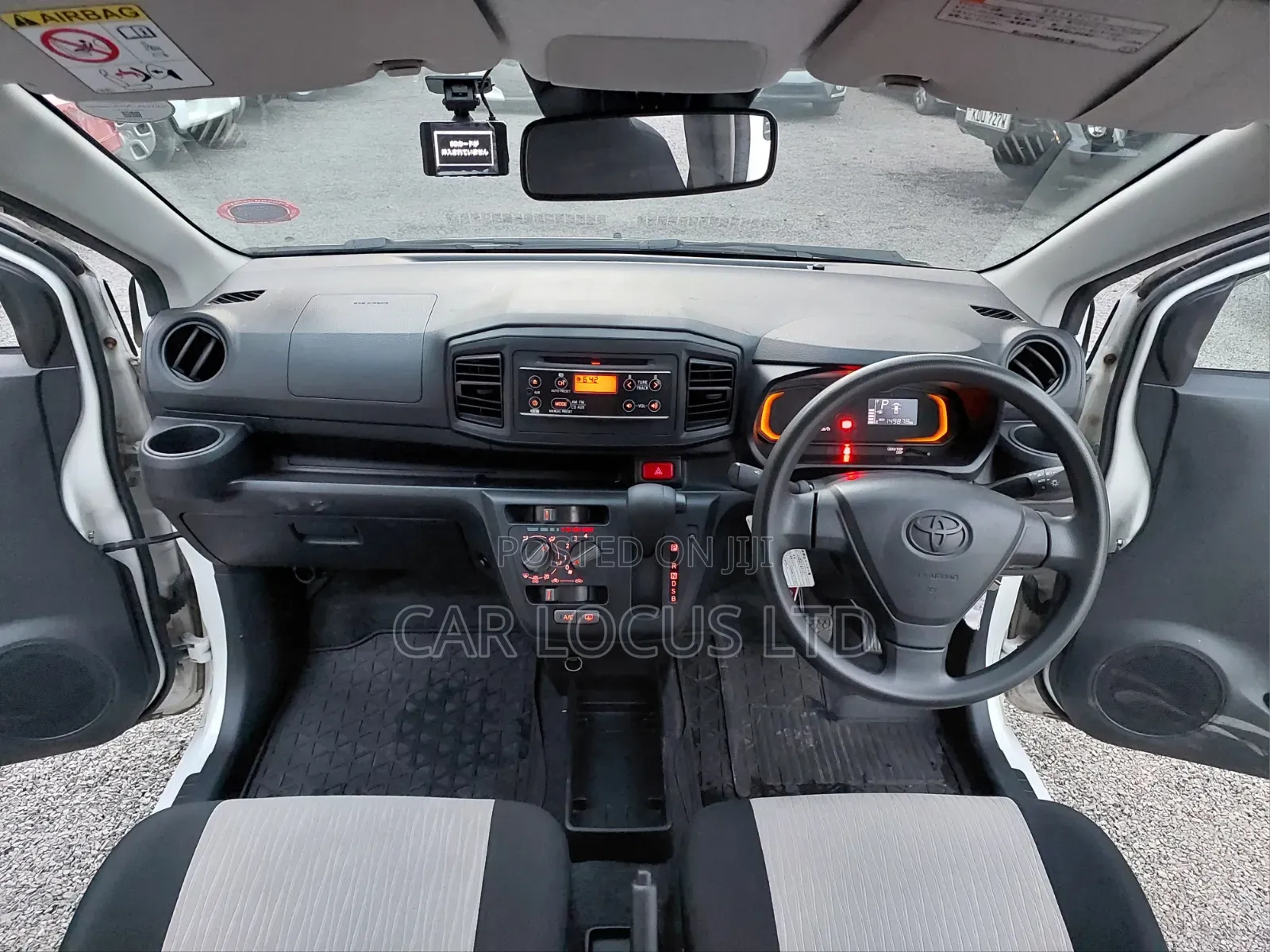 Toyota Pixis Epoch 2021 White