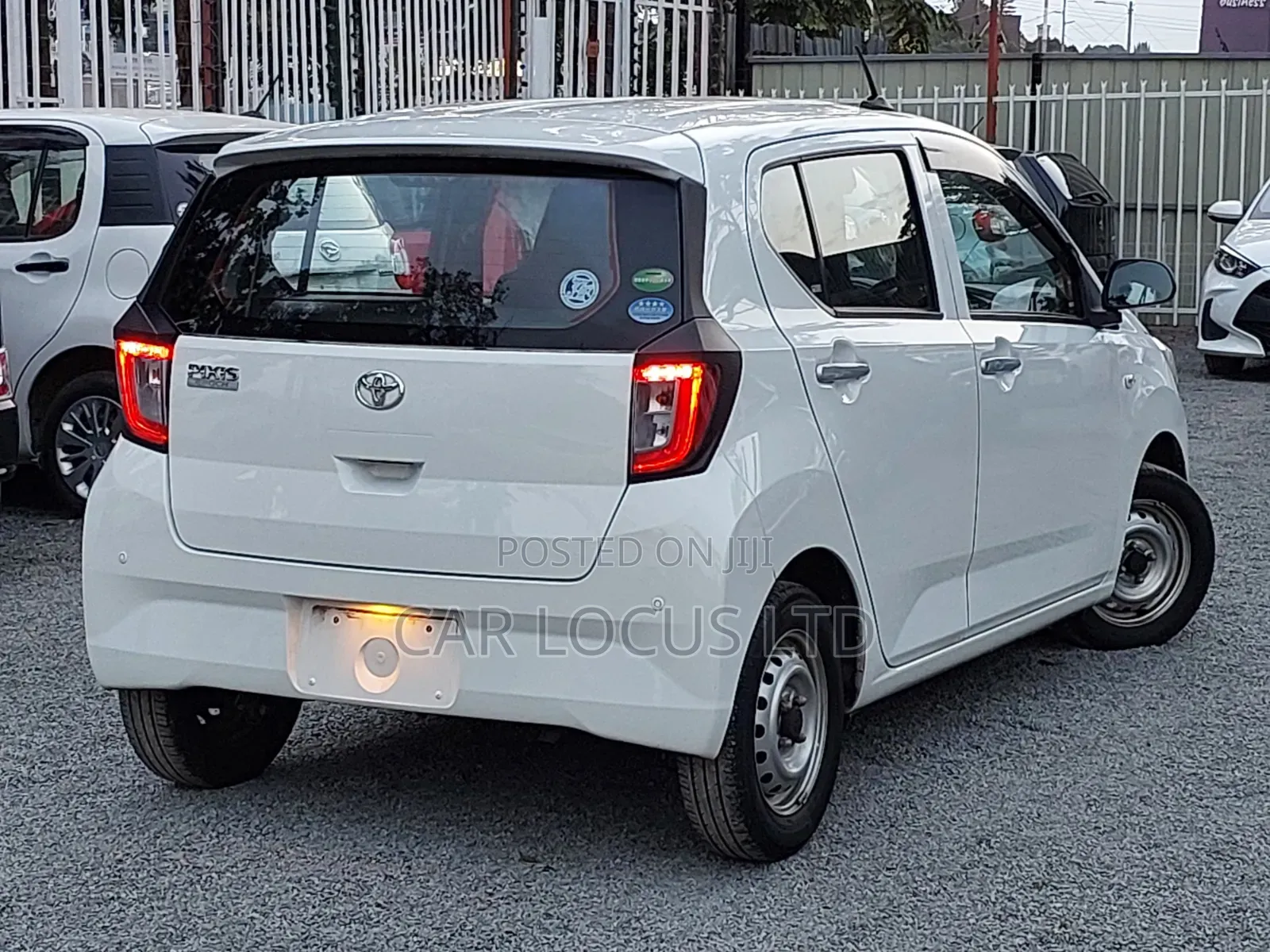 Toyota Pixis Epoch 2021 White