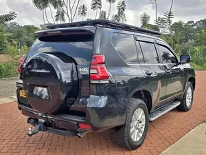 Toyota Land Cruiser Prado 3.0 TD 2010 Black