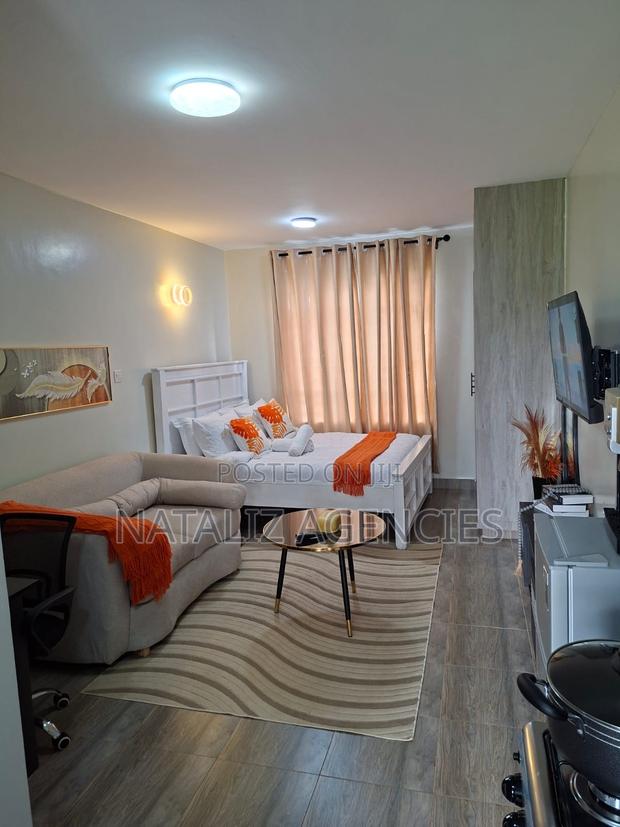 Spacious,Cozy Studio in Ruaka-Banana Road
