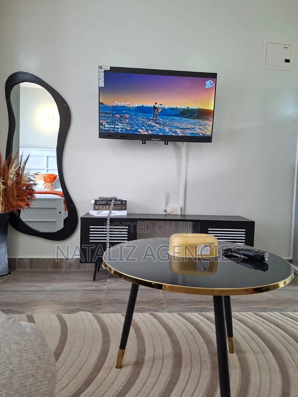 Spacious,Cozy Studio in Ruaka-Banana Road