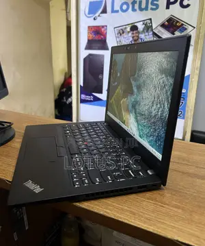 Laptop Lenovo ThinkPad X280 16GB Intel Core i5 SSD 256GB