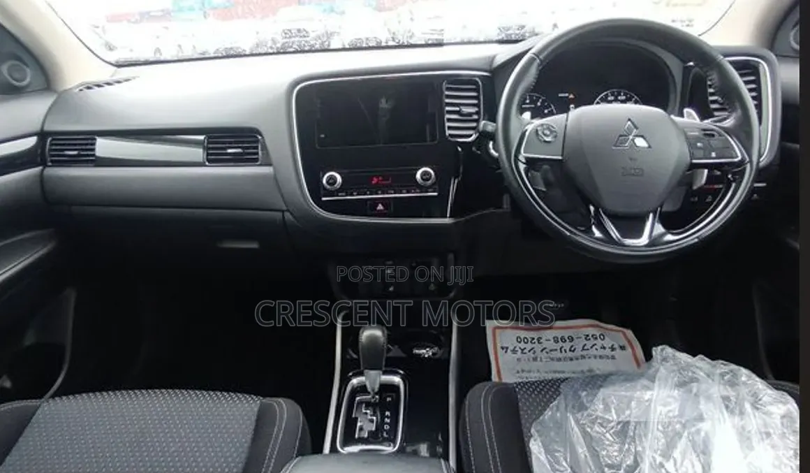 Mitsubishi Outlander 2020 Silver