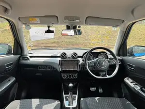 Suzuki Swift 2018 Blue