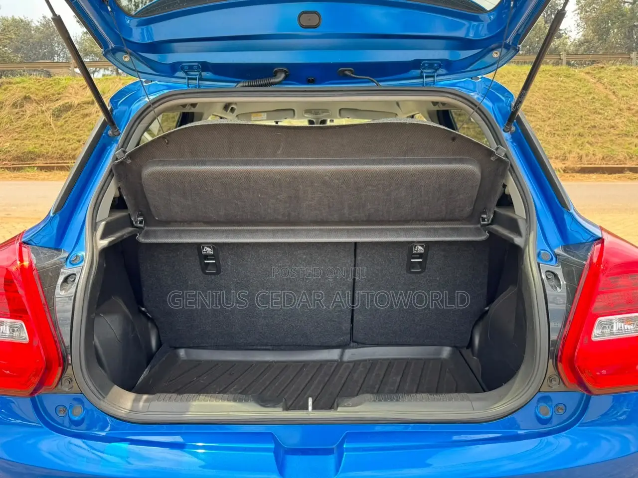 Suzuki Swift 2018 Blue