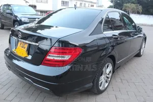 Mercedes-Benz C180 2014 Black