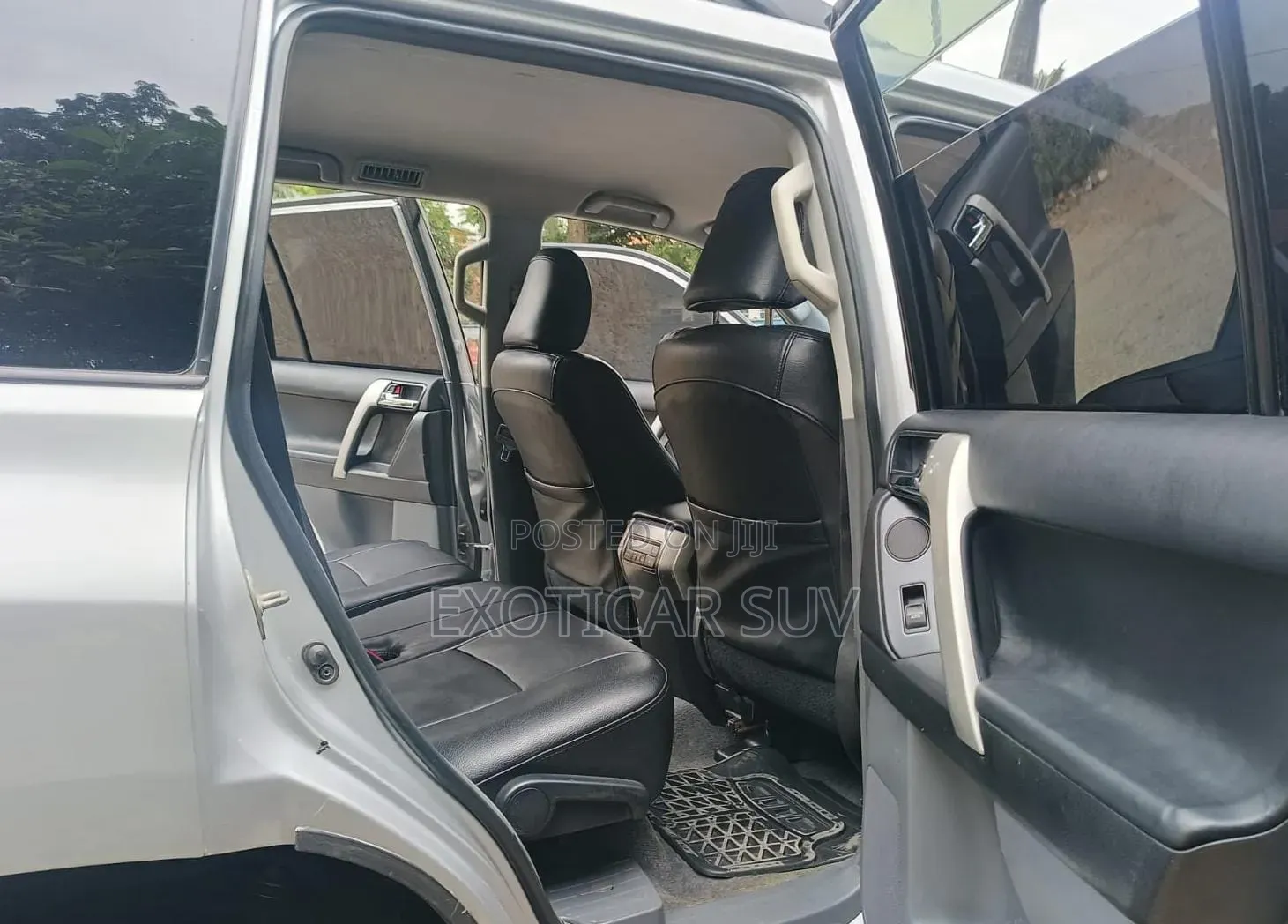 Toyota Land Cruiser Prado 3.0 TD 2010 Silver