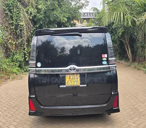 Toyota Voxy 2017 Black