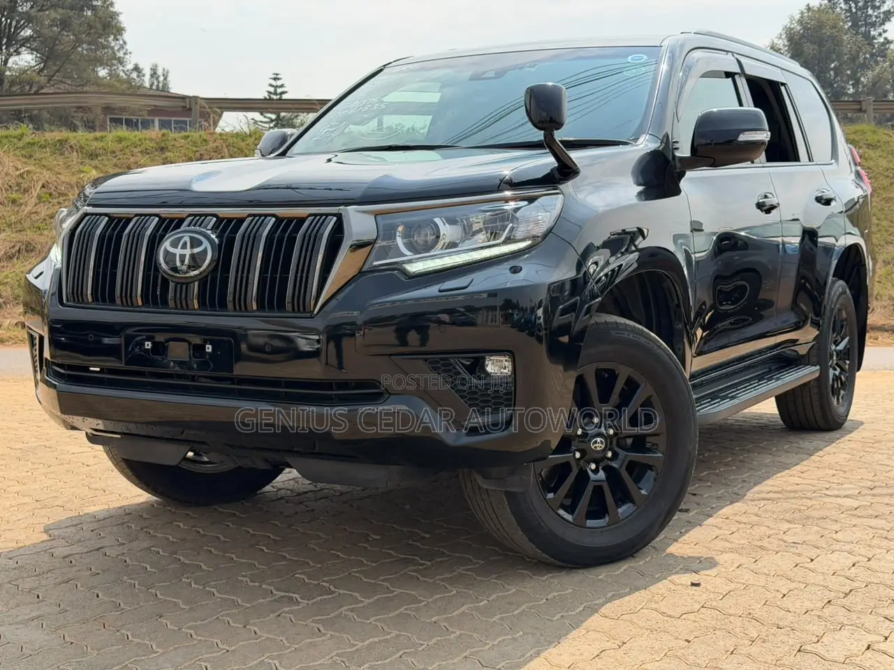 Toyota Land Cruiser Prado 2021