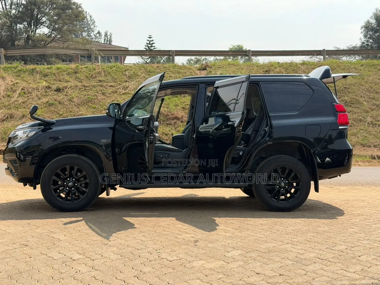 Toyota Land Cruiser Prado 2021
