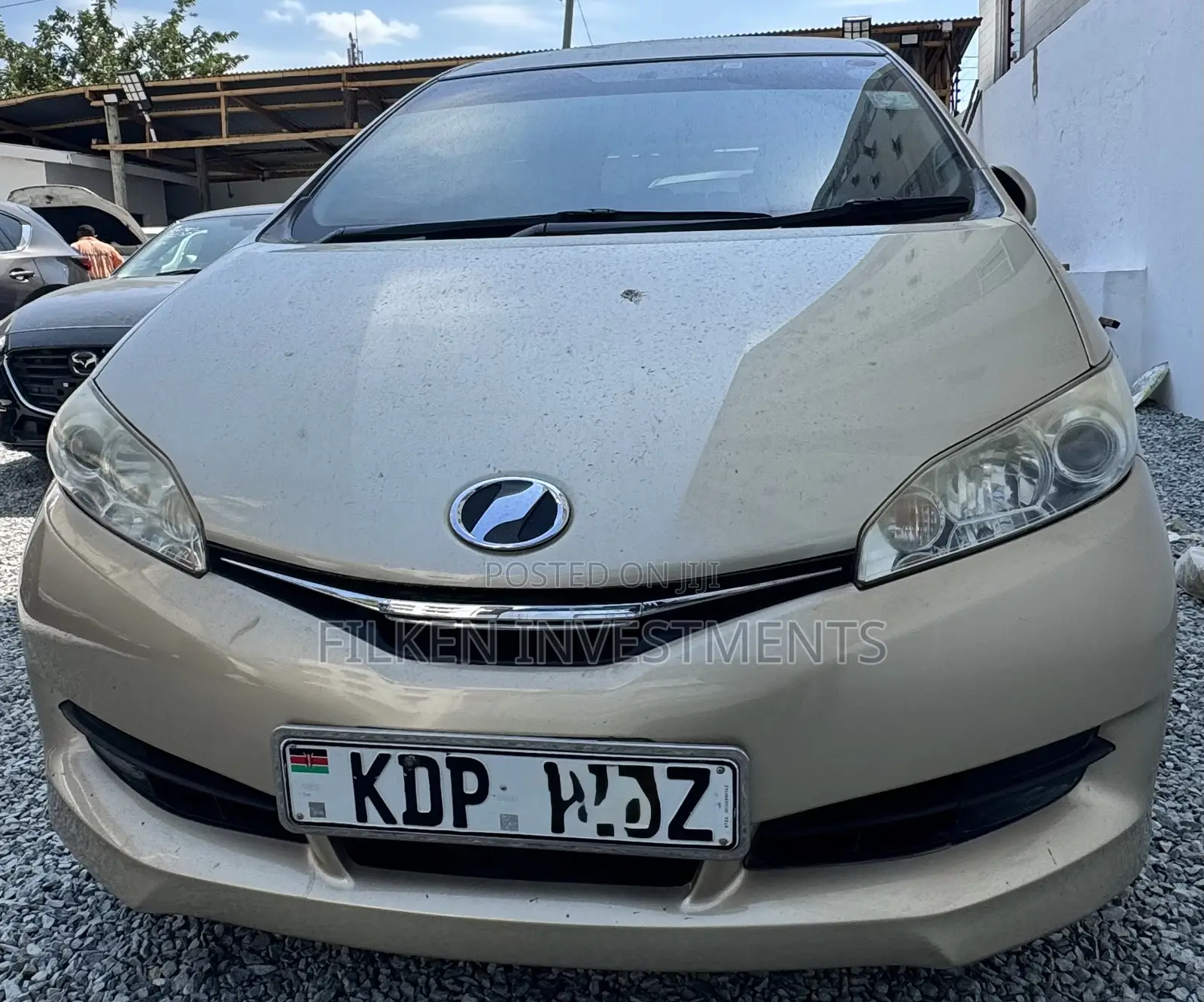Toyota Wish 2017 Gold