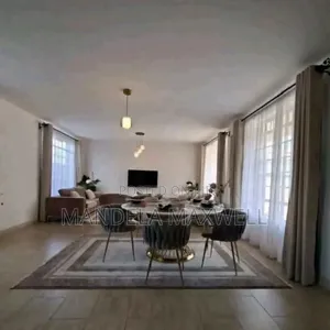 4bdrm Mansion in Gateway Mall Area for sale