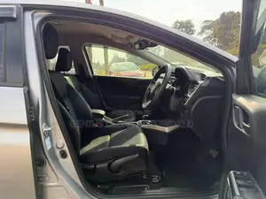 Honda Grace 2018 Silver