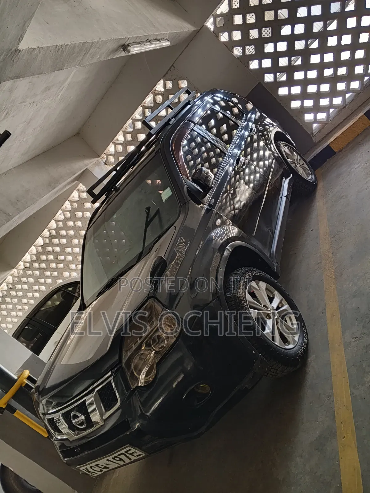 Nissan X-Trail 2012 Black
