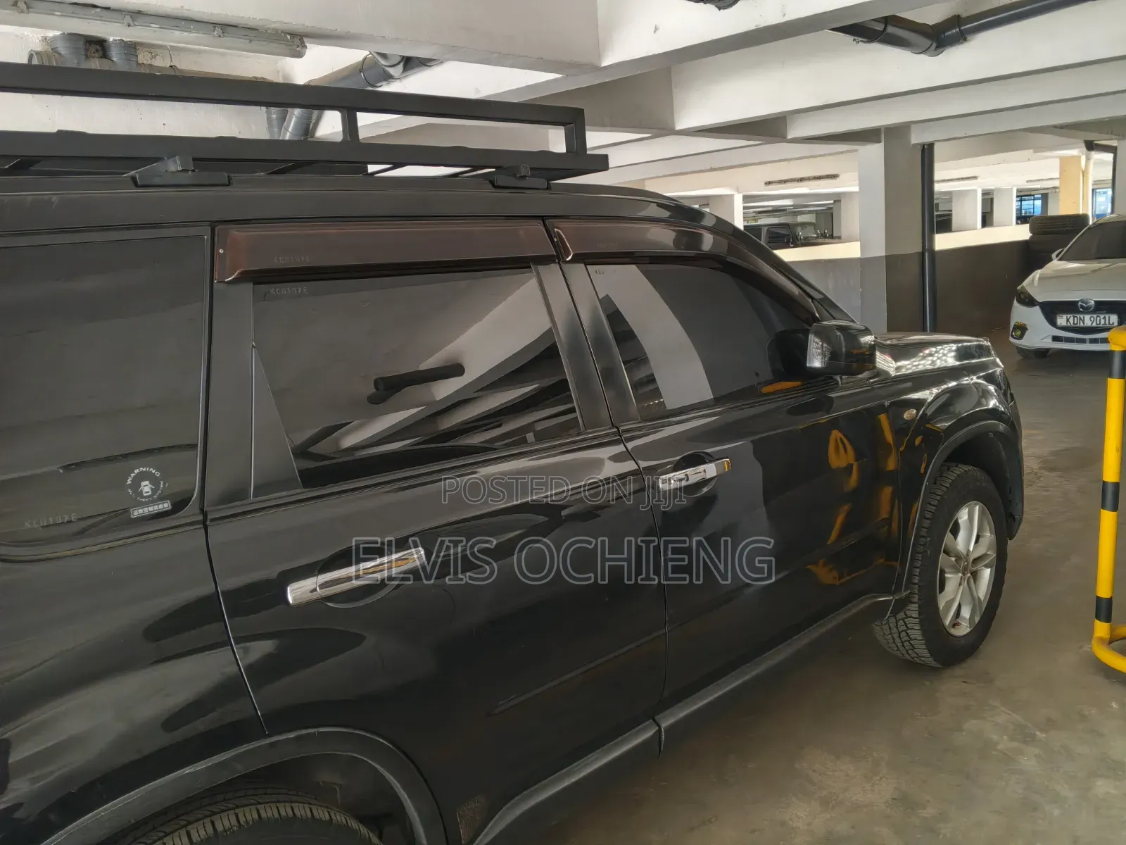 Nissan X-Trail 2012 Black