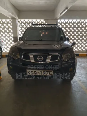 Nissan X-Trail 2012 Black