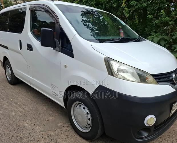 Nissan NV200 2014 White - thumbnail 3