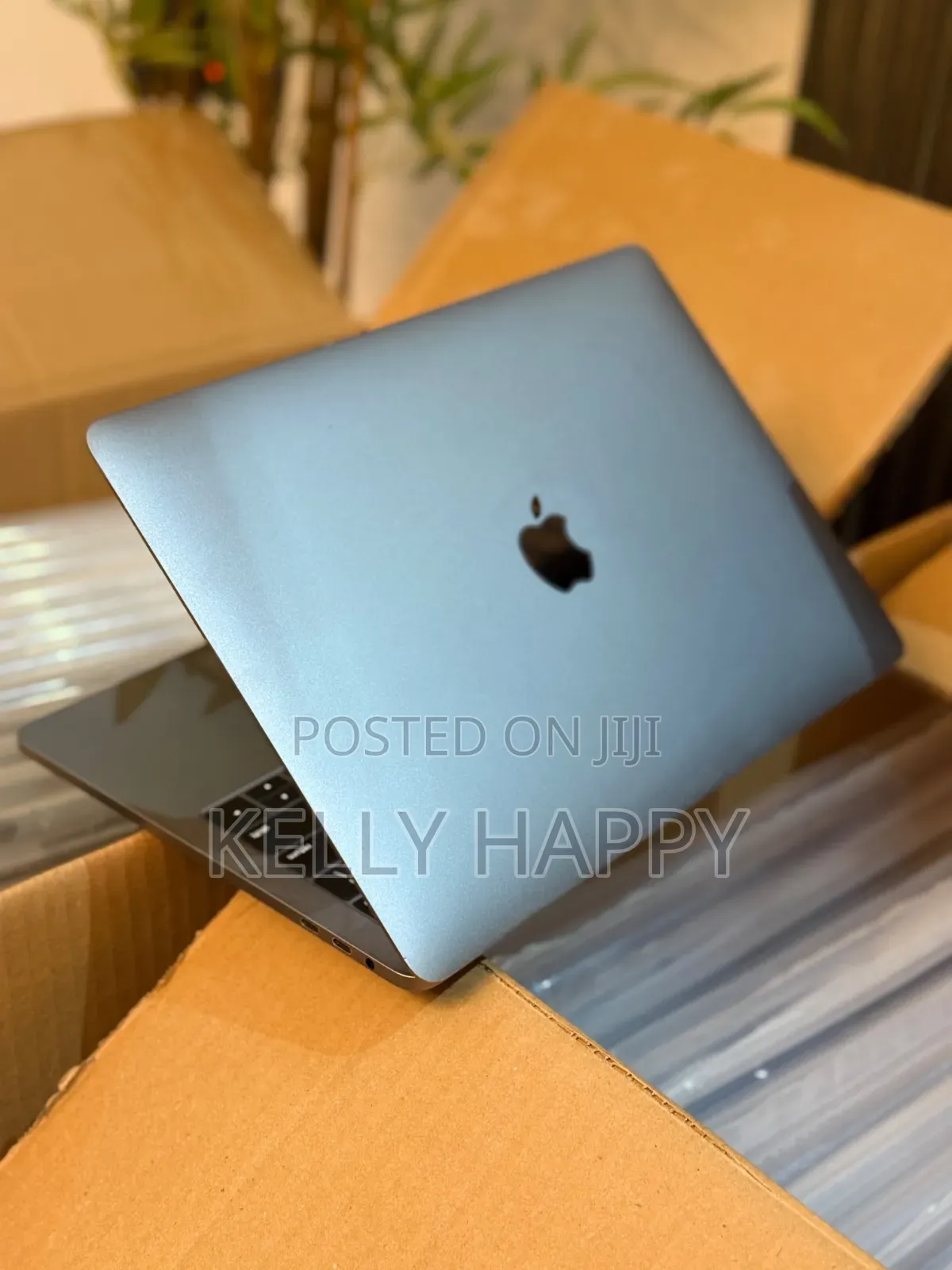 Laptop Apple MacBook 2019 16GB Intel Core i7 HDD 1T