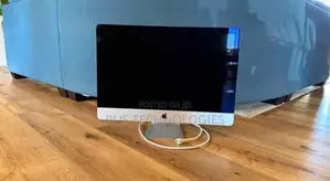 Desktop Computer Apple iMac 8GB Intel Core i5 HDD 1T