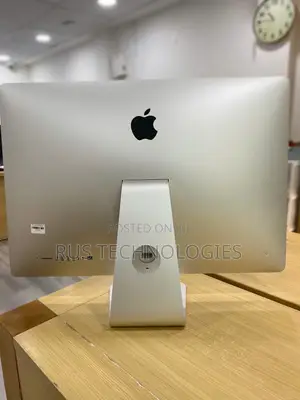 Desktop Computer Apple iMac 8GB Intel Core i5 HDD 1T