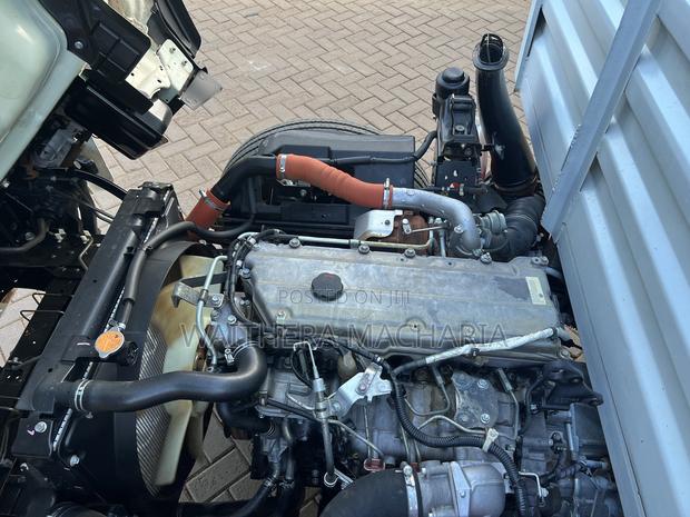 Isuzu NQR 2022 Closed Body - thumbnail 4