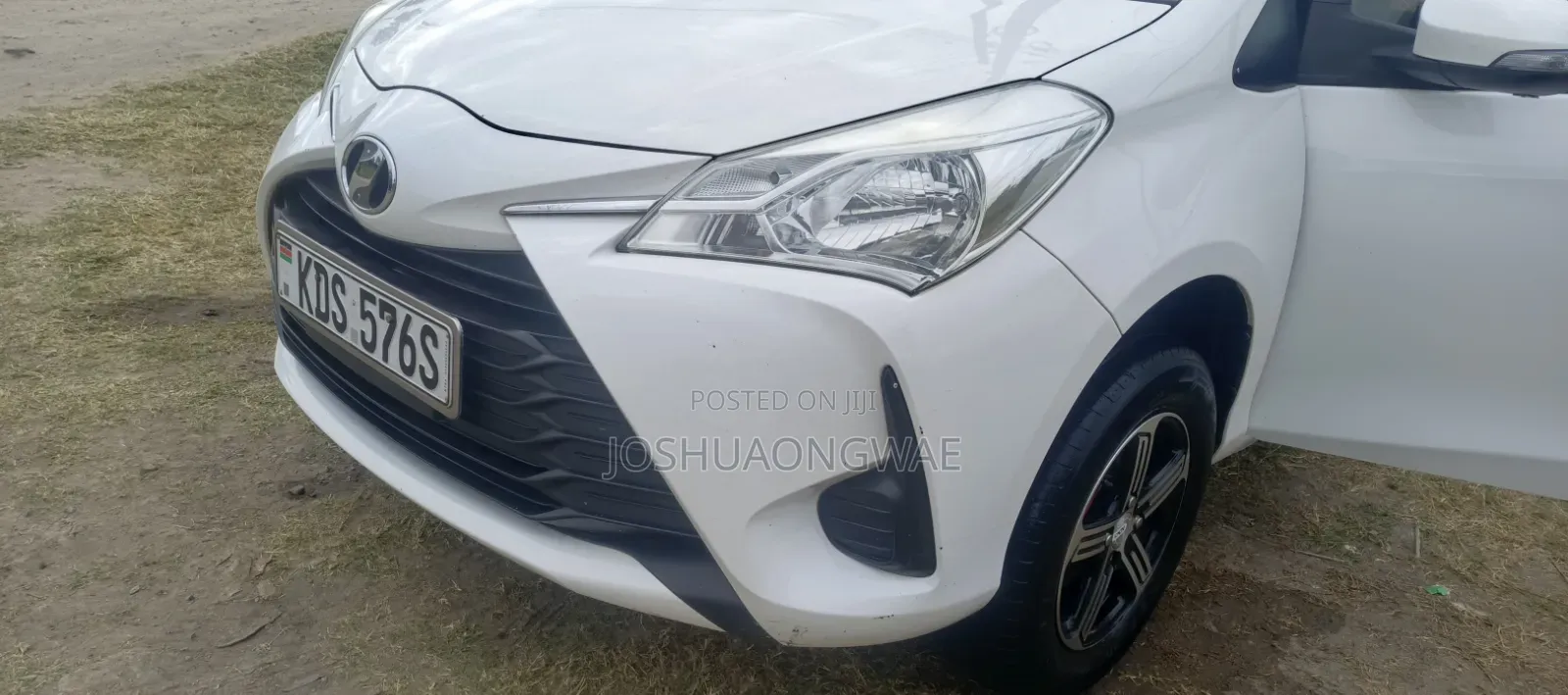 Toyota Vitz 2018 White