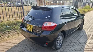 Toyota Auris 2011 Black