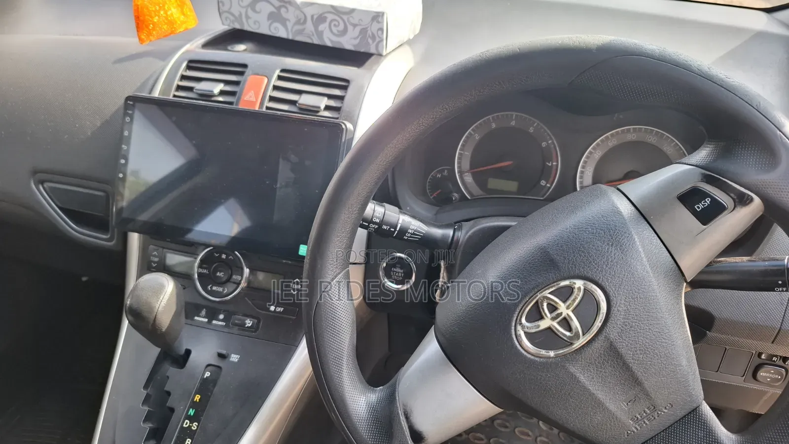 Toyota Auris 2011 Black