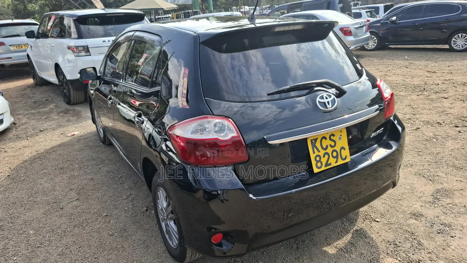 Toyota Auris 2011 Black