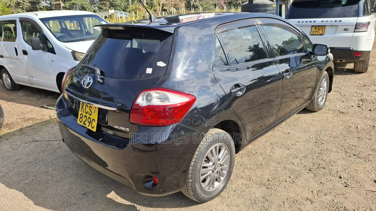 Toyota Auris 2011 Black