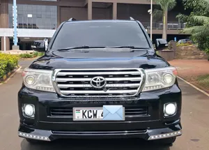 Toyota Land Cruiser 4.6 V8 ZX 2013 Black