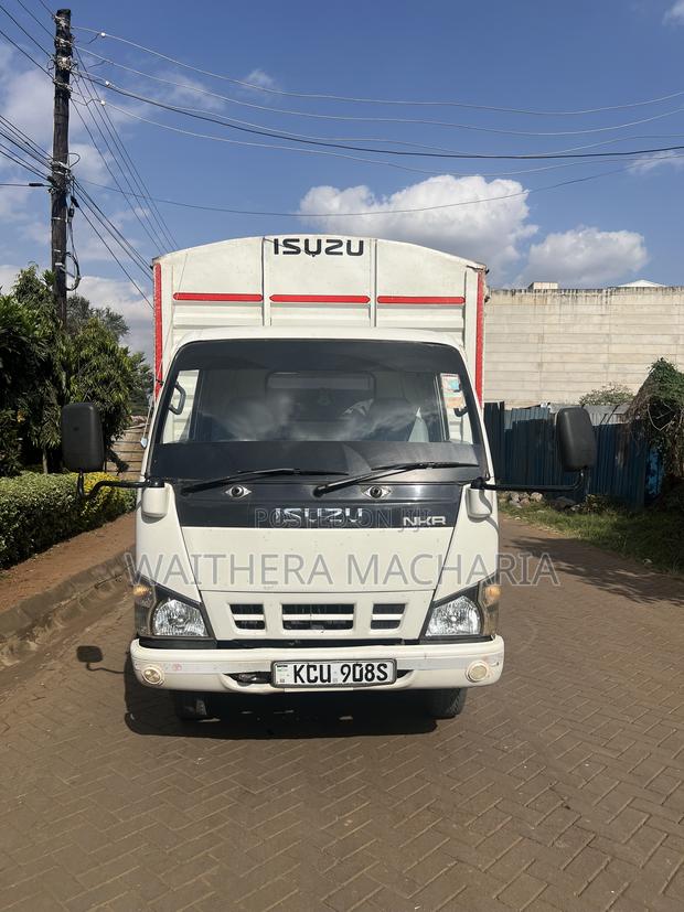 Isuzu NKR Closed Body 2019 White