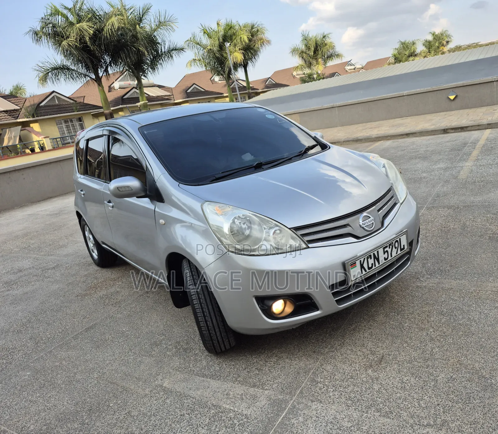 Nissan Note 2011 Silver