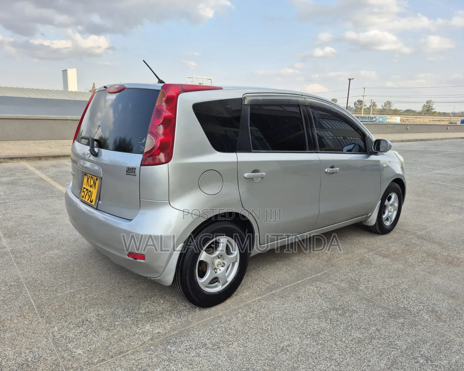 Nissan Note 2011 Silver