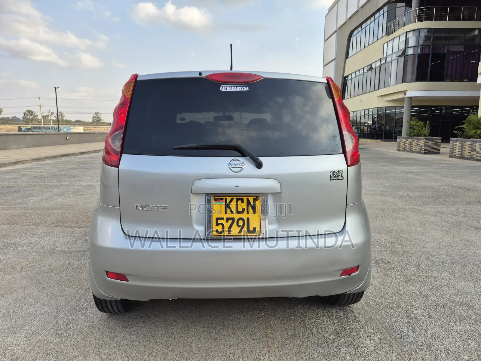 Nissan Note 2011 Silver