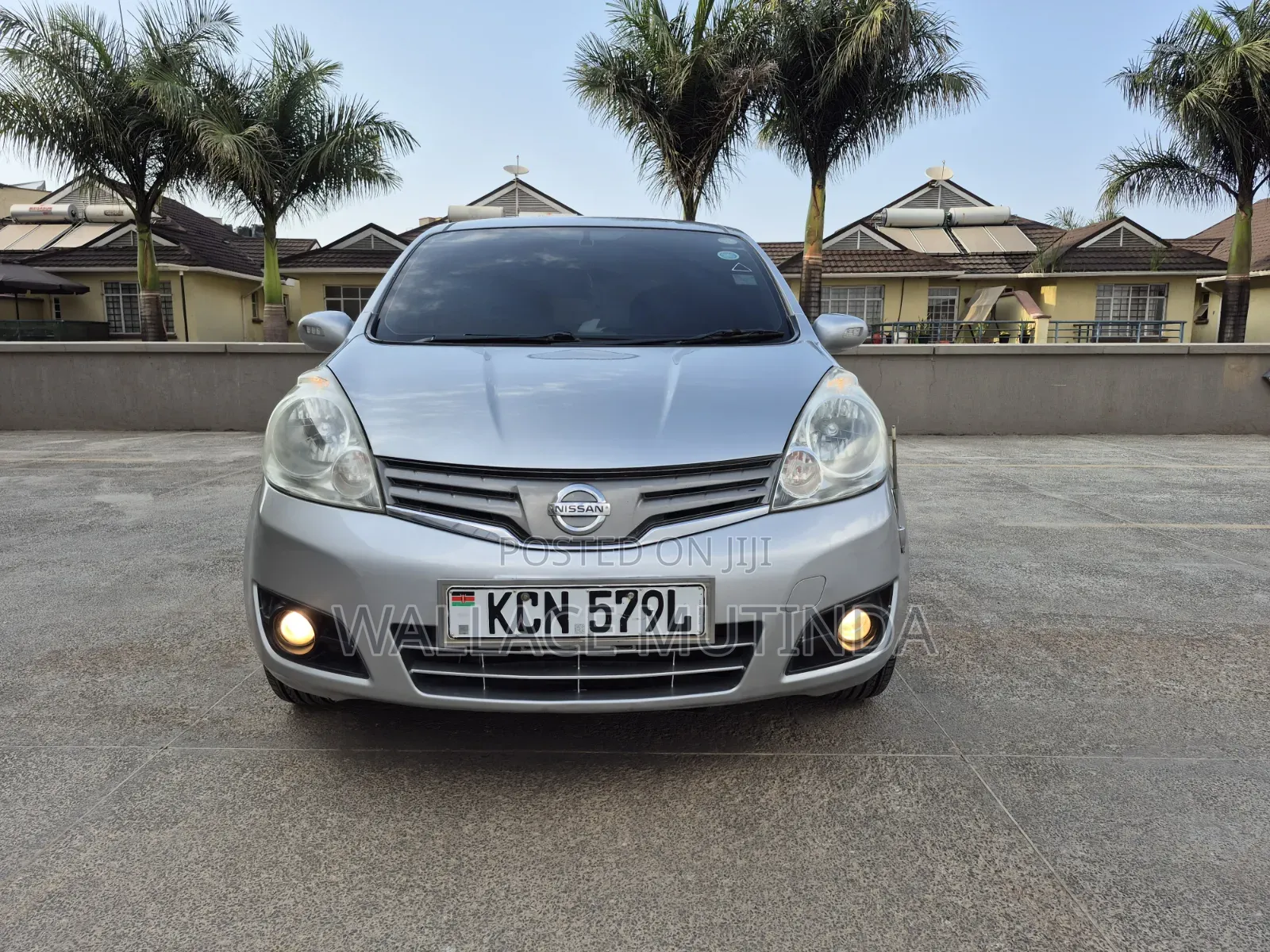 Nissan Note 2011 Silver