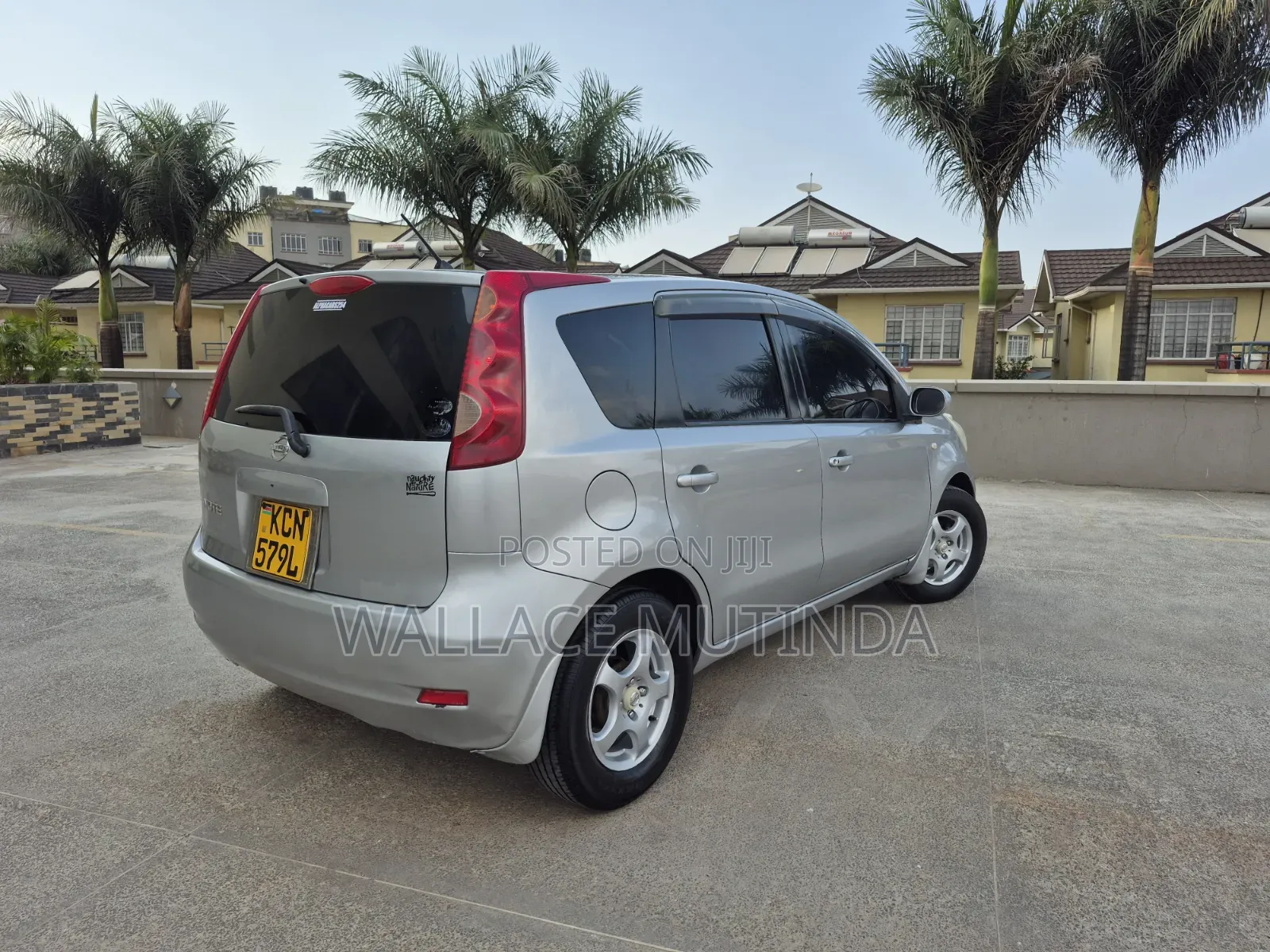 Nissan Note 2011 Silver