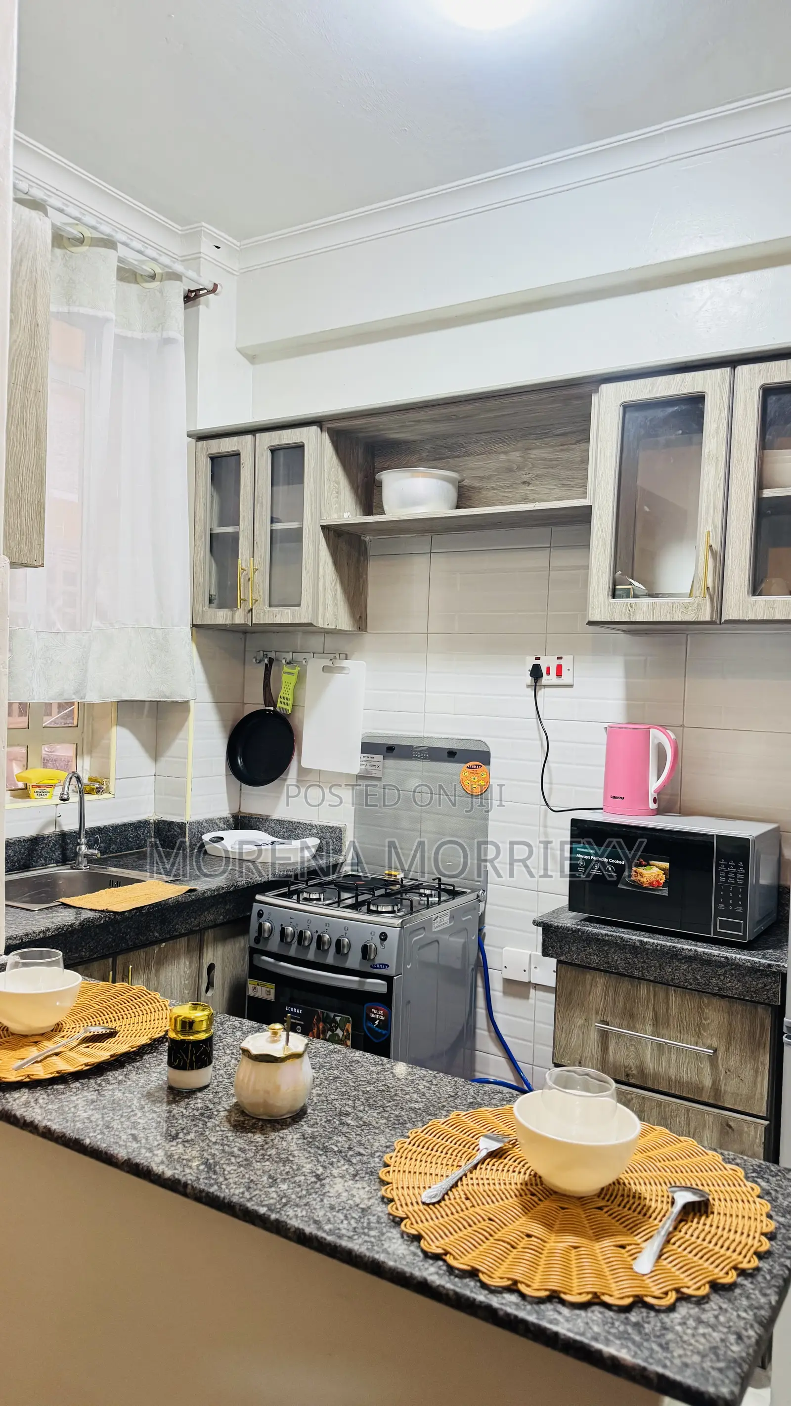 Airbnbs Meru