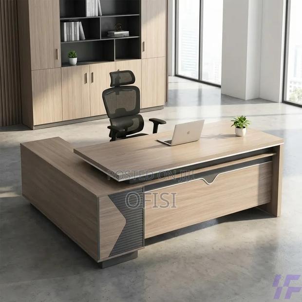 Office Desk; 1800Mm Luxury Managers Executive Desk - thumbnail 7