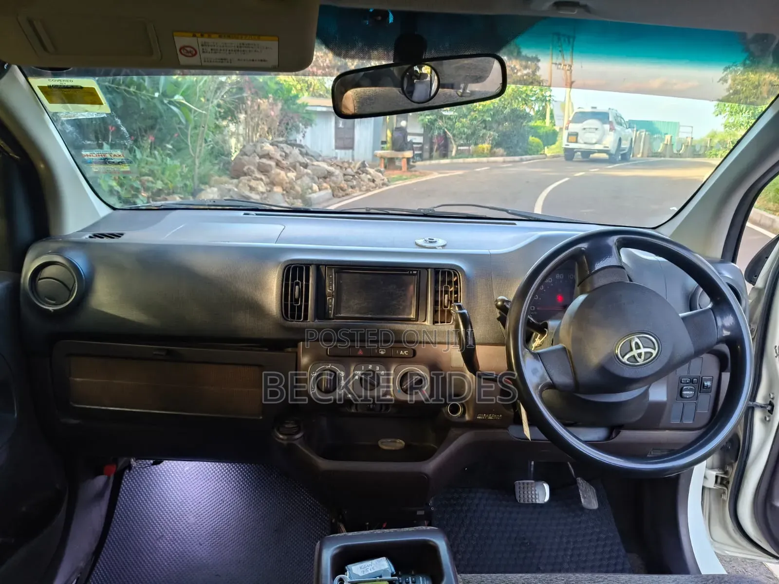 Toyota Passo 2012 White